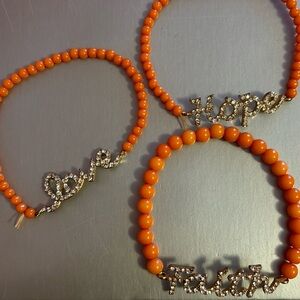 Set of 3 bracelets “love” “faith” “hope”